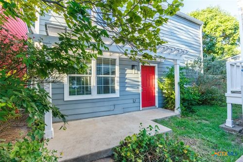 f094-124 Rush Hvn, San Marcos, TX, 78666-8885 | Card Image