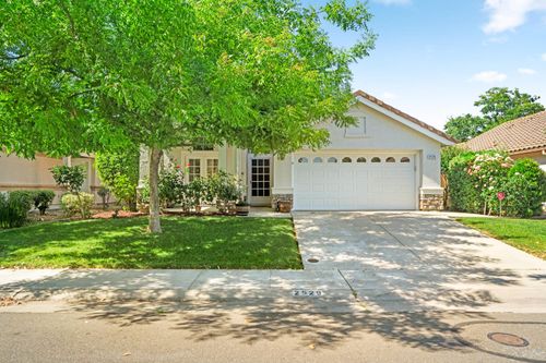 2529 Dinwiddie Way, Elk Grove, CA, 95758-7453 | Card Image