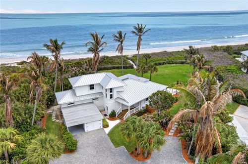 1590 Gracewood Ln, Vero Beach, FL, 32963-2640 | Card Image