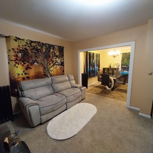 2135 S 74th St, WEST ALLIS, WI, 53219-1237 | Card Image