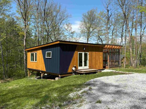 1578 Downer Rd, Sharon, VT, 05065-6712 | Card Image