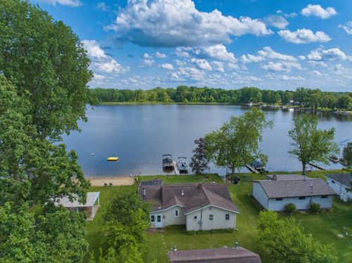 135 Teal Dr, Coldwater, MI, 49036-7772 | Card Image