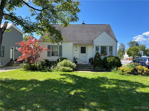 3314 Warner Dr, Grand Island, NY, 14072-1040 | Card Image