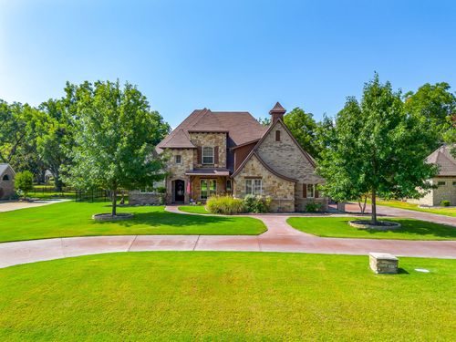 6251 Paper Shell Way, Fort Worth, TX, 76179-9286 | Card Image