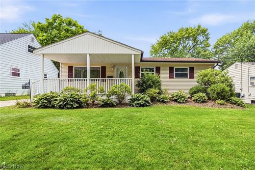 1118 Terrell Dr, Akron, OH, 44313-5248 | Card Image