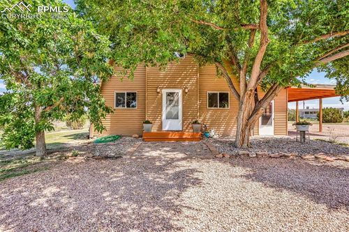1559 9th St, Penrose, CO, 81240-9779 | Card Image