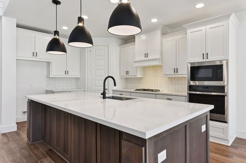 225 Ashmore Ln, Georgetown, TX, 78628-2988 | Card Image