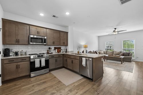 201 Harvard Dr, Gallatin, TN, 37066-2727 | Card Image