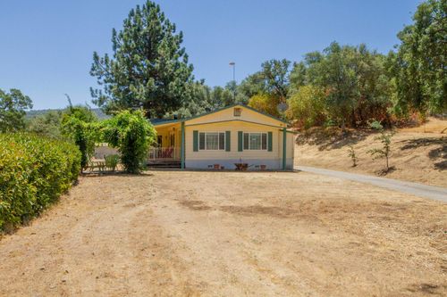 46424 Baldpate Ln, Yokuts Valley, CA, 93675 | Card Image