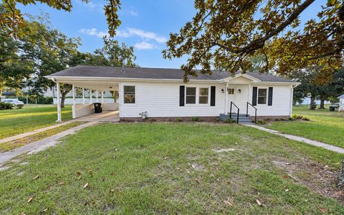 807 Blackburn Ave Sw, LIVE OAK, FL, 32064-3720 | Card Image