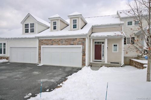 18 Wheeler Ct, Carmel, NY, 10512-7236 | Card Image