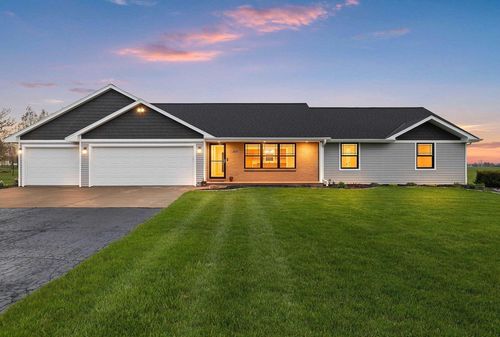 3154 Green Meadow Drive, LAWRENCE, WI, 54115 | Card Image