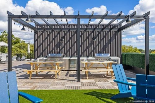 206-10a Willard Rd, Norwalk, CT, 06851-4414 | Card Image