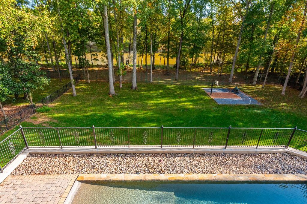 Covington Cv, Johns Creek, GA 30022
