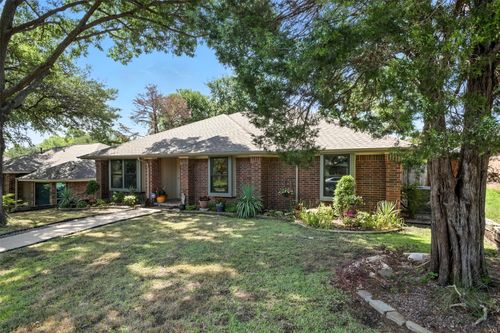 9128 Sweetwater Dr, Dallas, TX, 75228-5156 | Card Image