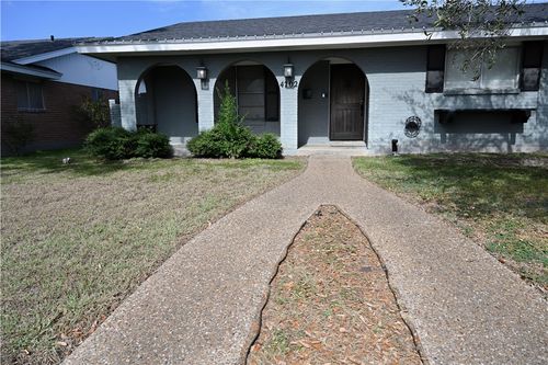 4702 Cobblestone Ln, Corpus Christi, TX, 78411-4924 | Card Image