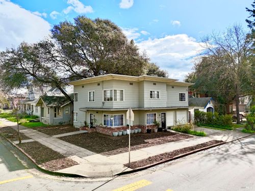 900 Cherry St, Santa Rosa, CA, 95404-4209 | Card Image