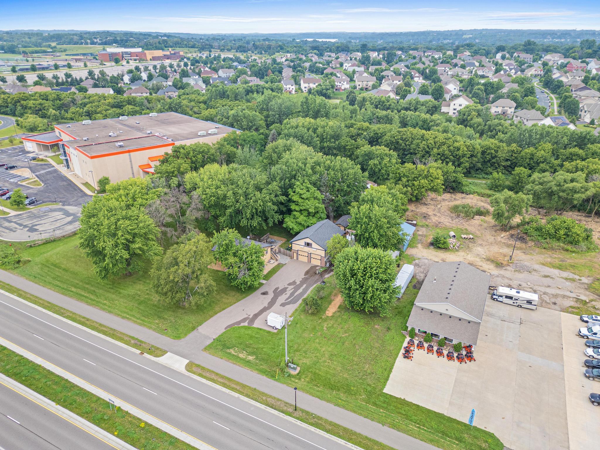 215th St, Lakeville, MN 55044