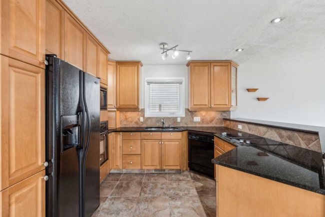 241 Taradale Close Ne, Home with 3 bedrooms, 2 bathrooms and 2 parking in Calgary AB | Image 8