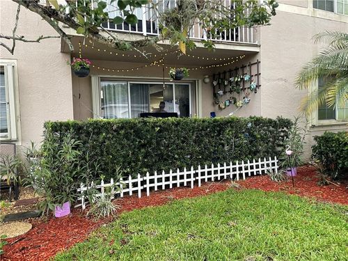 apt-101-5025 Wiles Rd, Coconut Creek, FL, 33073-4206 | Card Image