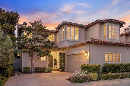 9643 Claiborne Sq, La Jolla, CA, 92037 | Card Image