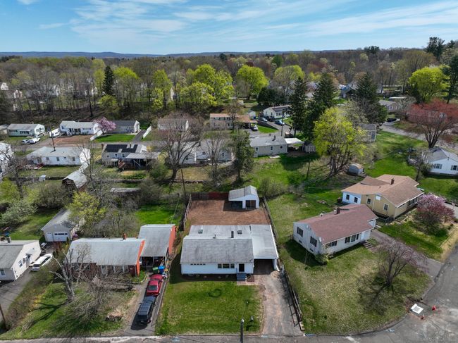 8 Batt St, House other with 5 bedrooms, 2 bathrooms and null parking in Middletown CT | Image 34