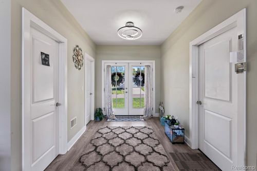 6128 Boulder Dr, Flushing, MI, 48433-3500 | Card Image