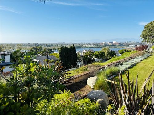 2839 Carob St, Newport Beach, CA, 92660-3212 | Card Image