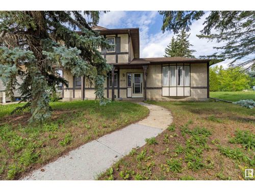 5028 54 Ave, Tofield, AB, T0B4J0 | Card Image