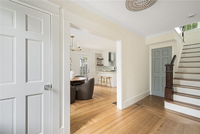 175 Freeman Pkwy, House other with 5 bedrooms, 4 bathrooms and 5 parking in Providence RI | Image 15