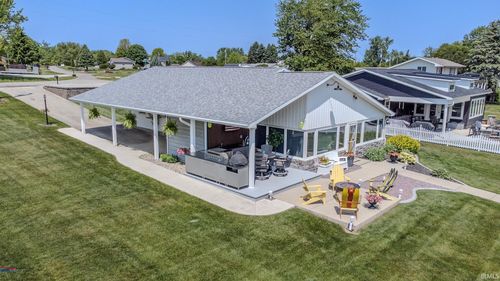 11382 N Biscayne Ln, Cromwell, IN, 46732-9649 | Card Image