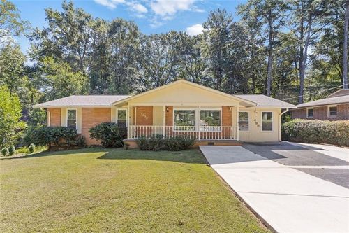 1498 Sanden Ferry Dr, Decatur, GA, 30033-3323 | Card Image