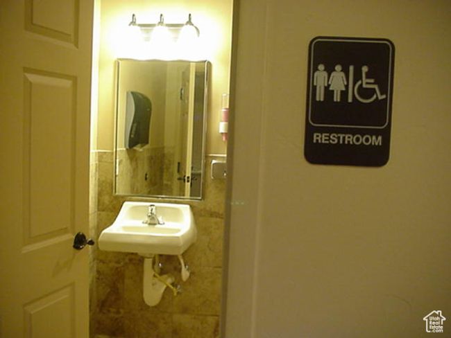 Restroom for All !! | Image 14