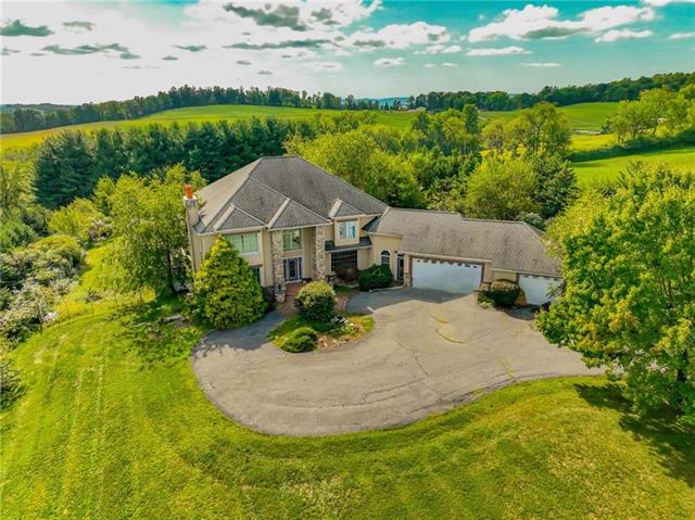 Cottonwood Rd, Northampton, PA 18067