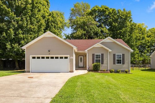 3807 Man O War Blvd, Clarksville, TN, 37042 | Card Image