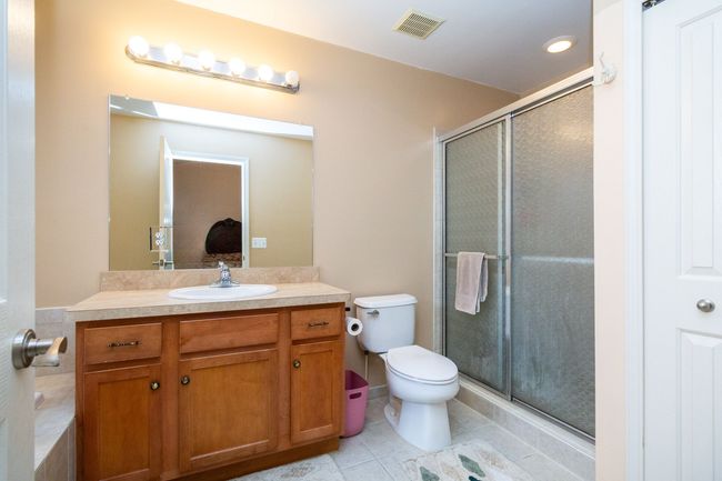 179 Center Blvd, Condo with 2 bedrooms, 3 bathrooms and null parking in Wixom MI | Image 19