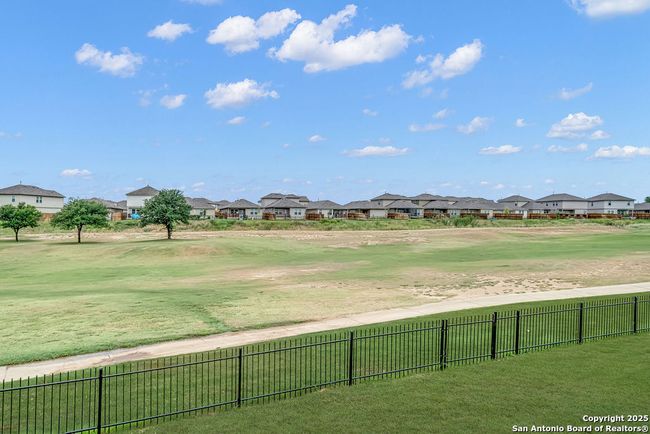 489 Middle Green Loop, House other with 3 bedrooms, 2 bathrooms and null parking in Floresville TX | Image 22