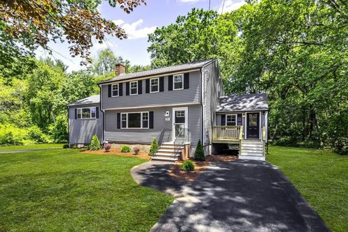 21 Karen Lee Ln, Tewksbury, MA, 01876-1412 | Card Image