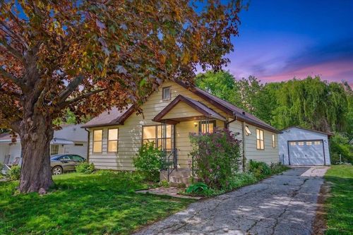 844 Ridgewood Way, Madison, WI, 53713 | Card Image