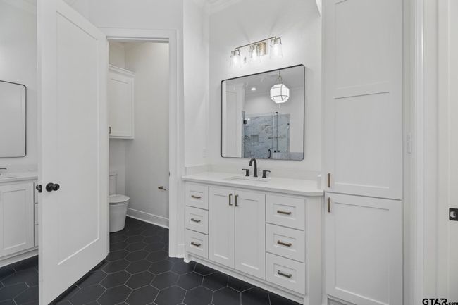 16519 Cooper Way, House other with 4 bedrooms, 3 bathrooms and null parking in Tyler TX | Image 28