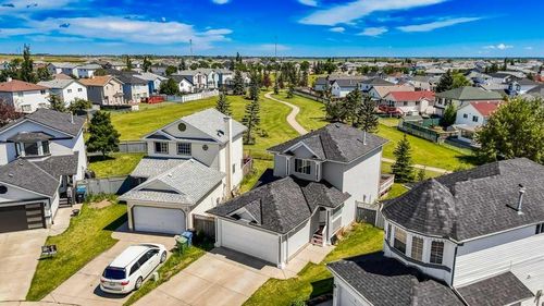47 San Diego Pl Ne, Calgary, AB, T1Y7A3 | Card Image