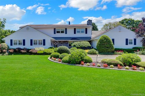 257 Shadybrook Ln, West Islip, NY, 11795-4609 | Card Image
