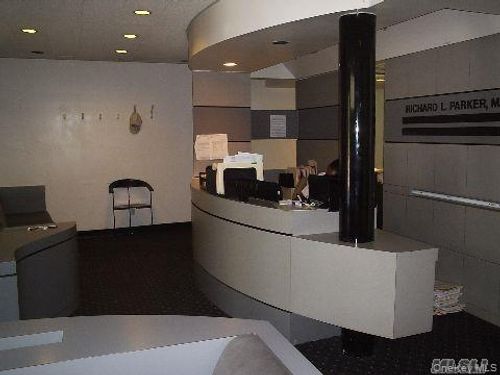 68-64 Centre St, Hempstead, NY, 11550-2409 | Card Image