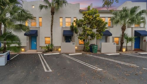 17-3067 Center St, Coconut Grove, FL, 33133-8610 | Card Image
