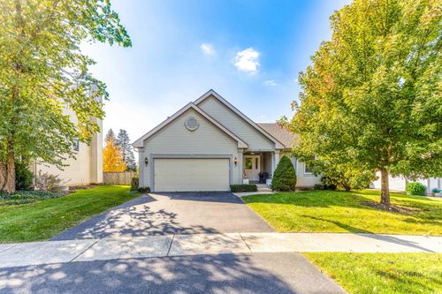 331 Woodhill Ln, Lake Villa, IL, 60046-6453 | Card Image