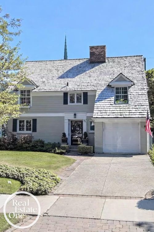 83 Meadow Lane, Grosse Pointe Farms, MI, 48236 | Card Image