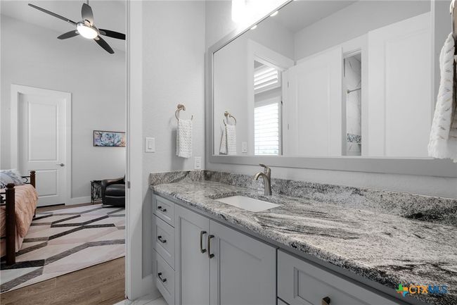 371 River Cliff Pl, House other with 4 bedrooms, 4 bathrooms and null parking in Spring Branch TX | Image 31
