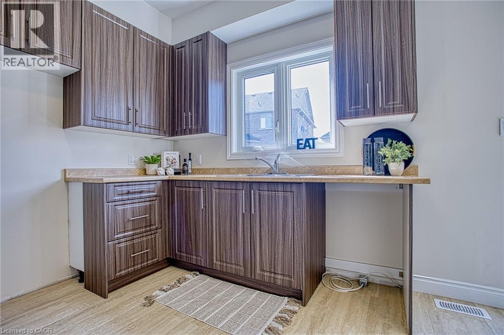 Residential in Waterdown 5