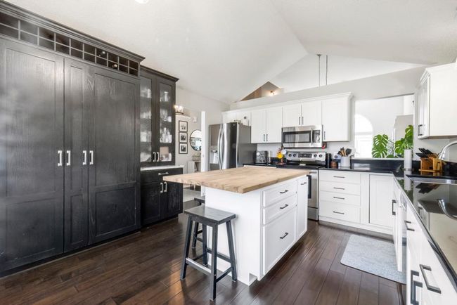 4417 Braddock Trl, House other with 4 bedrooms, 3 bathrooms and null parking in Eagan MN | Image 6