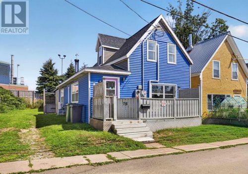 76 Beach St, Charlottetown, PE, C1A5G6 | Card Image